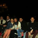Acropol nocą - grupa studentów Programu Erasmus