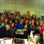 Grupa kilkudziesięciu studentów, którzy przyjechali do Beja w ramach międzynarodowej wymiany studentów 2013