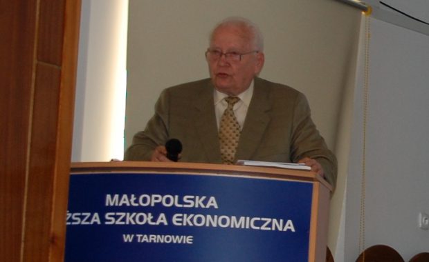 Prof. Leszek Kałkowski, Kierownik KAtedry Nieruchomości i Ubezpieczeń