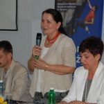 Kanclerz mgr Zofia Kozioł wita zebranych na konferencji