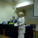 Wiceprezydent Miasta Tarnowa mgr Krystyna Latała z mikrofonem