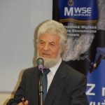 prof. Julian Dybiec kierownik Katedry Nauk o Wychowaniu MWSE