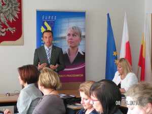 Mgr Radosław Pyrek w trakcie swojego wystąpienia dotyczącego programu Erasmus+