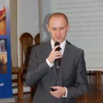 Pan mgr Maciej Markowicz podczas wystąpienia