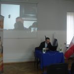 Radosłąw Pyrek podczas telekonferencji ze studentami MWSE w Beja